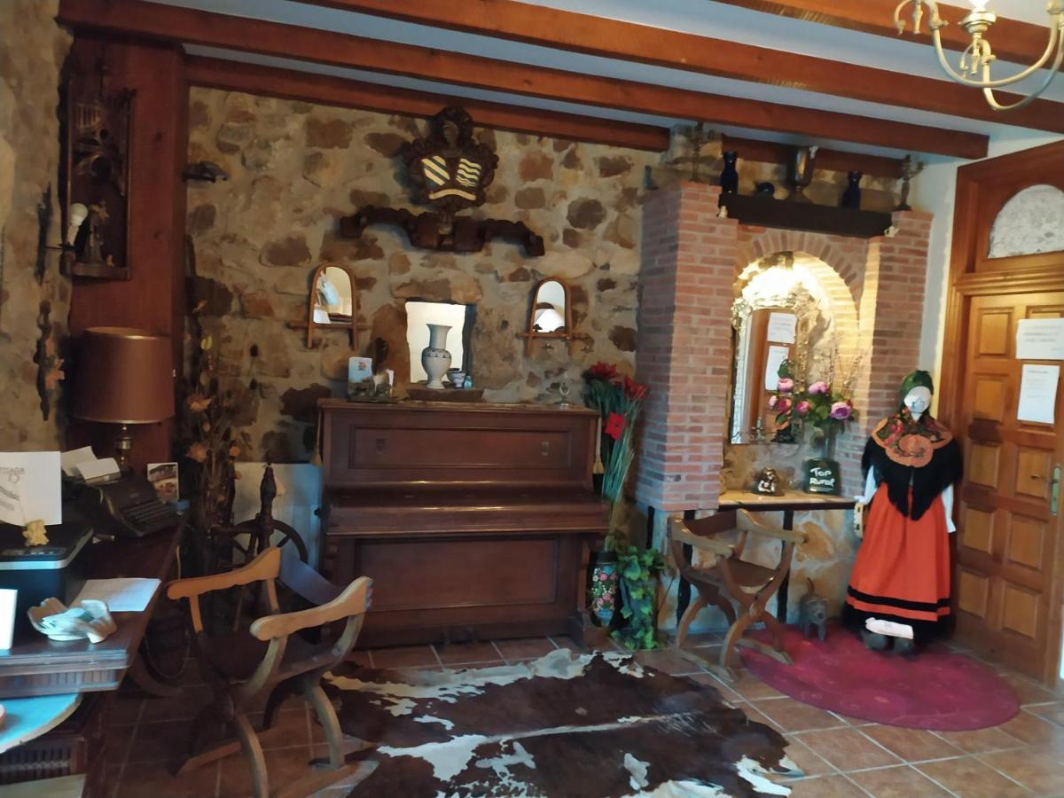 Posada De Sena Eksteriør billede